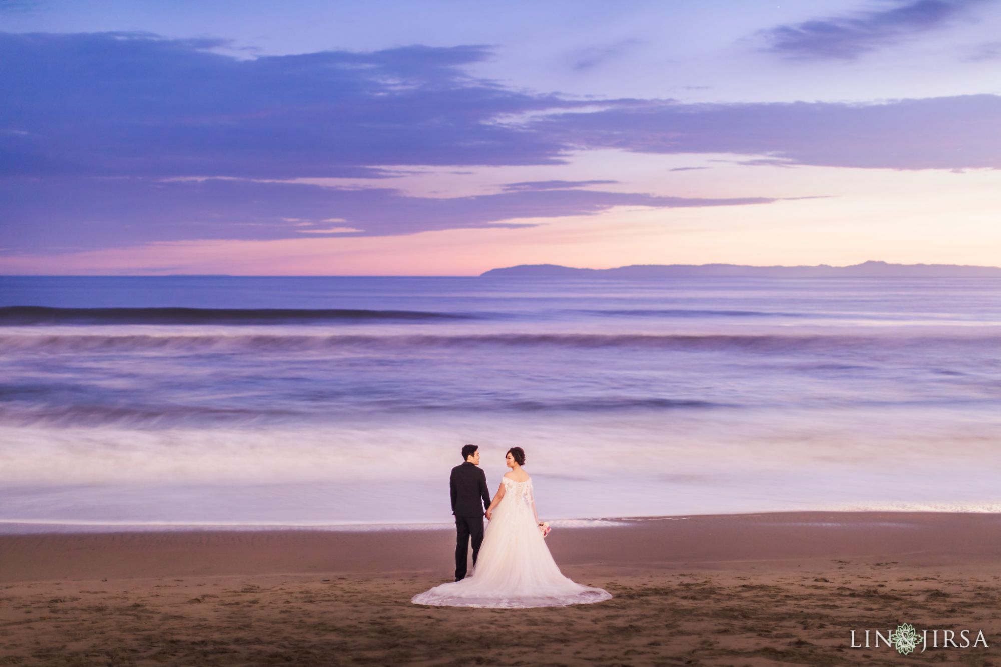 Golden hour couple's portrait on Huntington Beach at a Hyatt Regency wedding by Lin and Jirsa