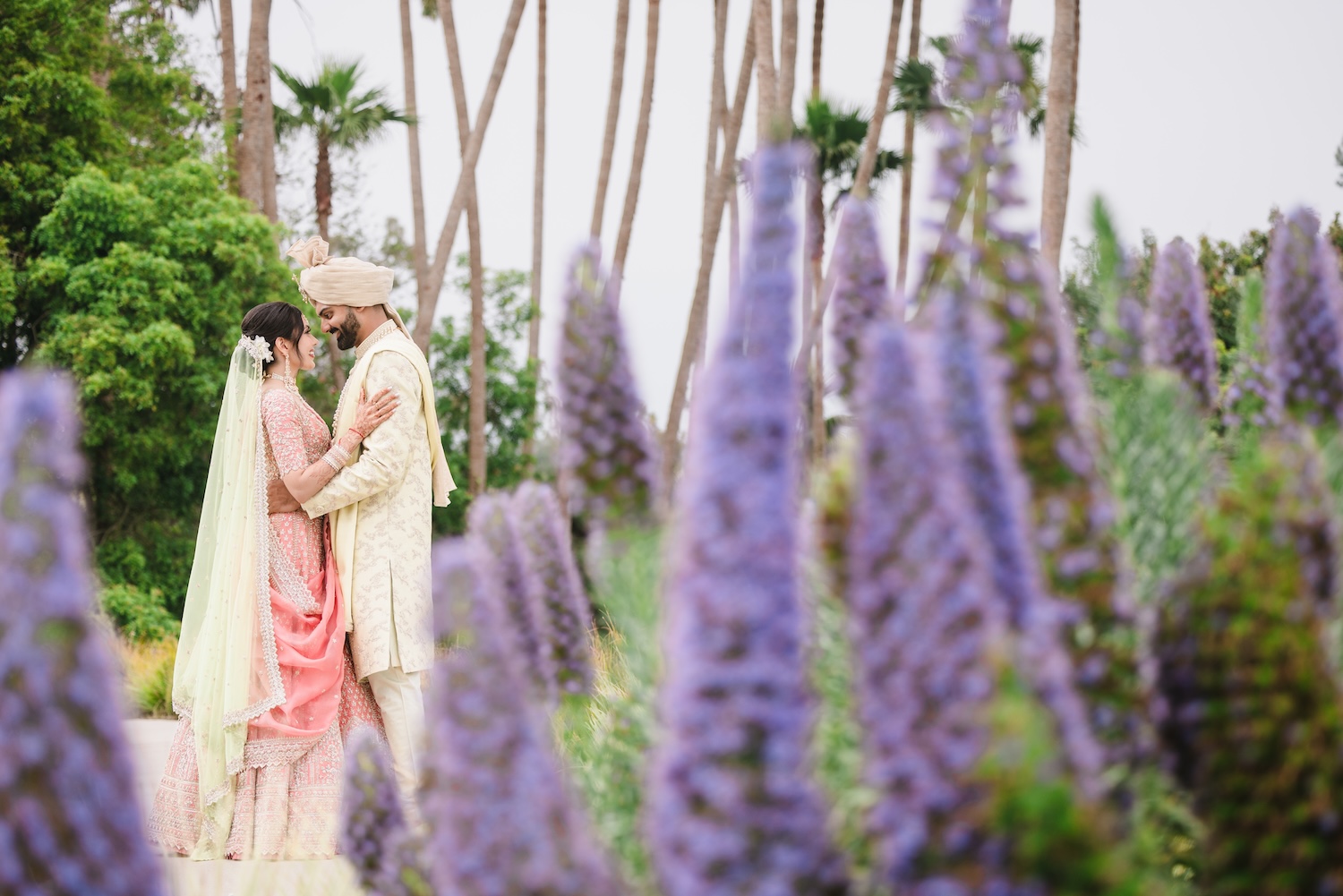 vea newport beach marriott couples photo